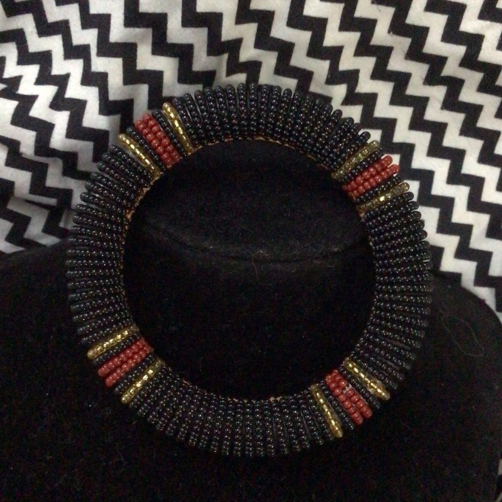 Elegant Beaded Bracelet - Black,‎ Red, and Gold